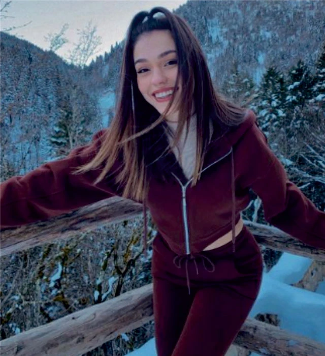 hazal meltem akcol 2