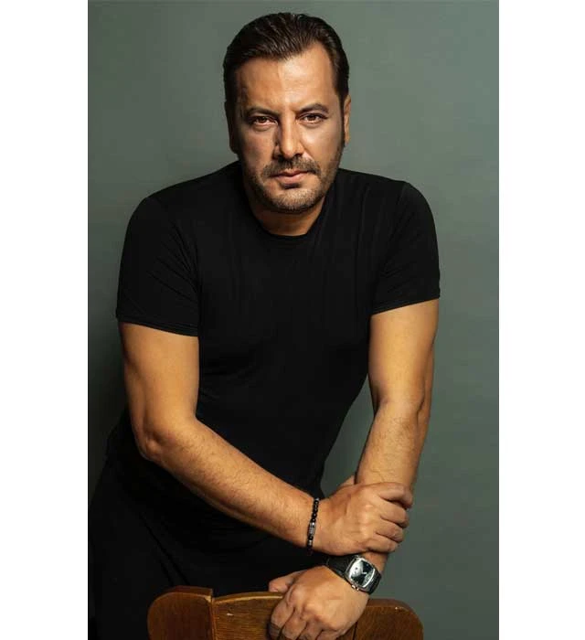 oyuncu ilker kurt 49 yasinda hayatini kaybetti