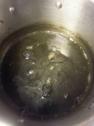 yesil ceviz kabugu ile sac boyamayla kestane rengi saclara kavusun 3