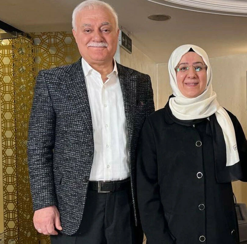 nihat hatipoglu nun esi emel hatipoglu 3