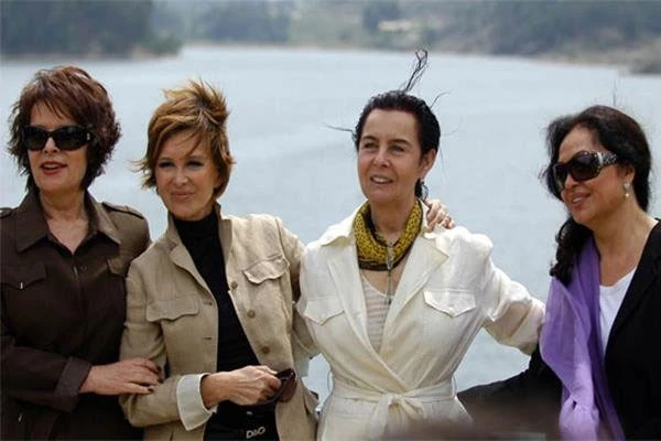 selda akkordan dort yaprakli yonca ya sok eden sozler 4