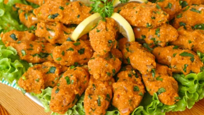 Dışardan alanları pişman edecek tarif! Hem lezzetli hem de tok tutuyor 15 mercimek koftesi
