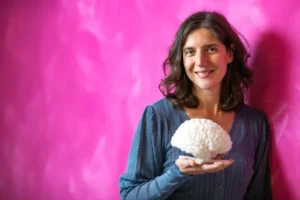 0x0 fatma deniz rektorluge adayligini acikladi 1759919620306