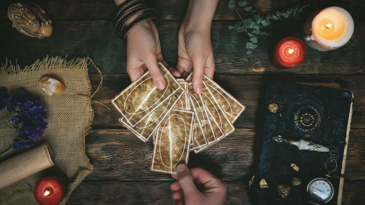 Günlük tarot açılımı 9 Haziran 2025! Bir kapı kapanıyor yeni bir yol doğuyor 1 1 1169