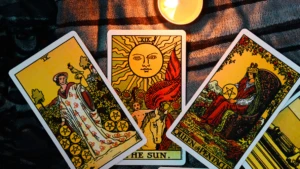 Günlük tarot açılımı 1 Temmuz 2025! Kalbin yavaşça yön değiştiriyor geçmişin yükü hafifliyor