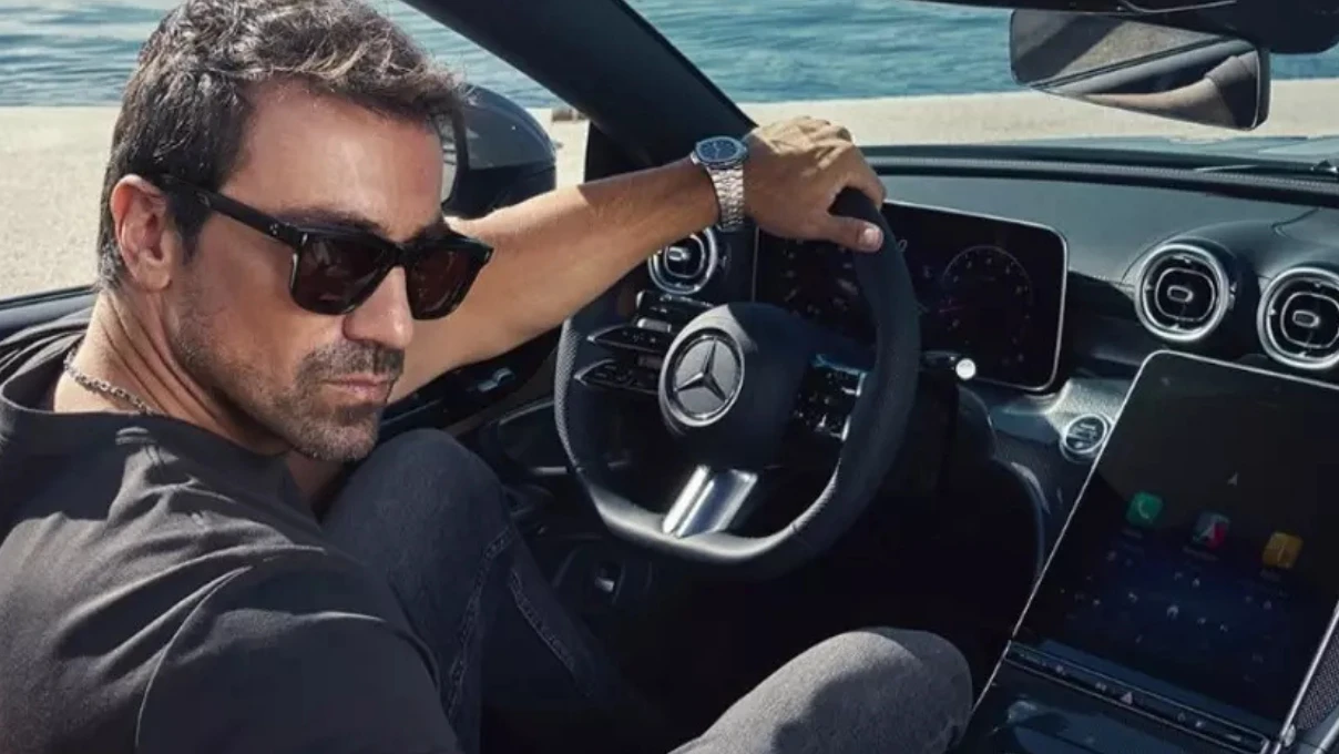 Milyonluk aracı duvara çarptılar! İbrahim Çelikkol’un tepkisi olay oldu