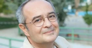 1200x627 serif erol kimdir menajerimi ara konuk oyuncusu serif erol kac yasinda 1611486352366