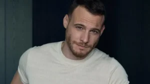 1200x675 kerem bursin imajini yeniledi iste unlu oyuncunun son hali 1751992437171