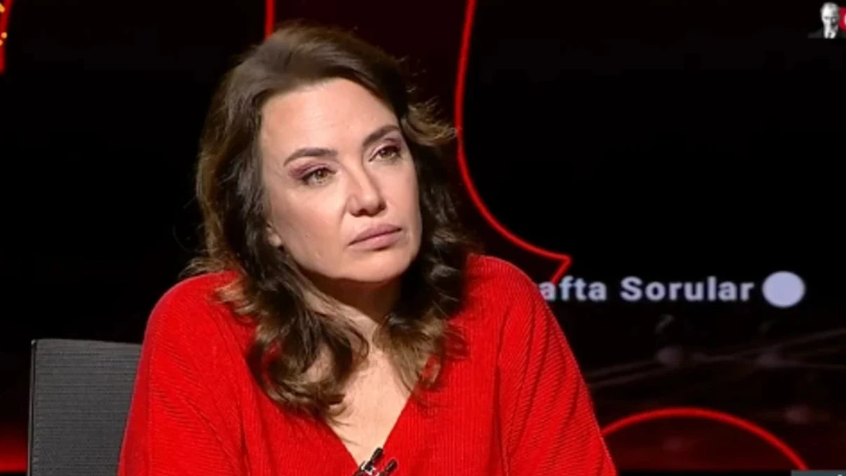 Oyuncu Deniz Uğur Gazze soykırımına sessiz kalmadı! Gazze nöbetine katıldı 5 2 1303