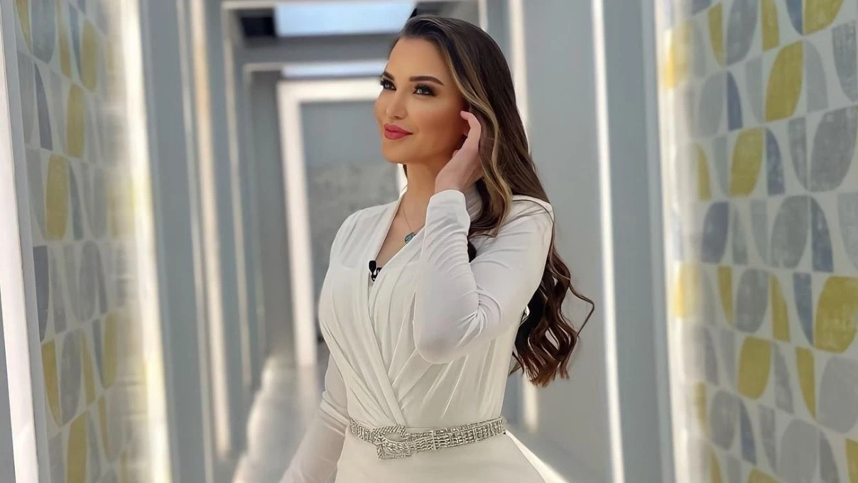 Ünlü Psikolog Esra Ezmeci kimdir, kaç yaşında, evli mi? İşte Esra Ezmeci’nin özel hayatı ve kitapları…