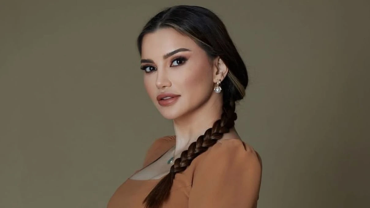 Ünlü Psikolog Esra Ezmeci kimdir, kaç yaşında, evli mi? İşte Esra Ezmeci’nin özel hayatı ve kitapları…