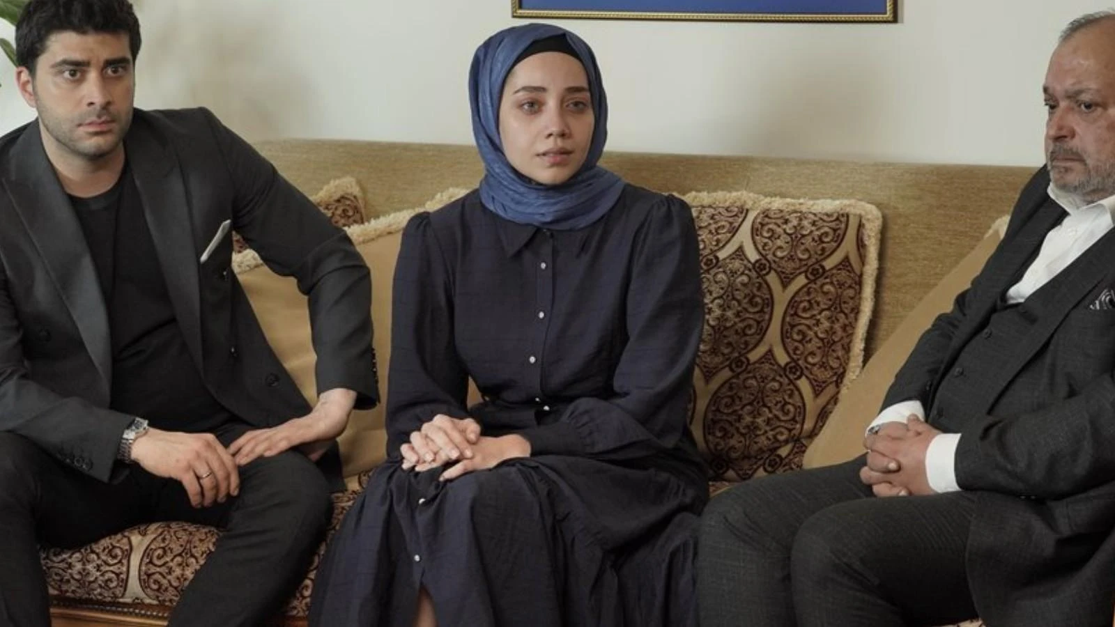 Kızılcık Şerbeti 59. bölümde Görkem tüm aileyi çileden çıkardı 1 kizilcik serbeti 59 bolumde gorkem tum aileyi cileden cikardi