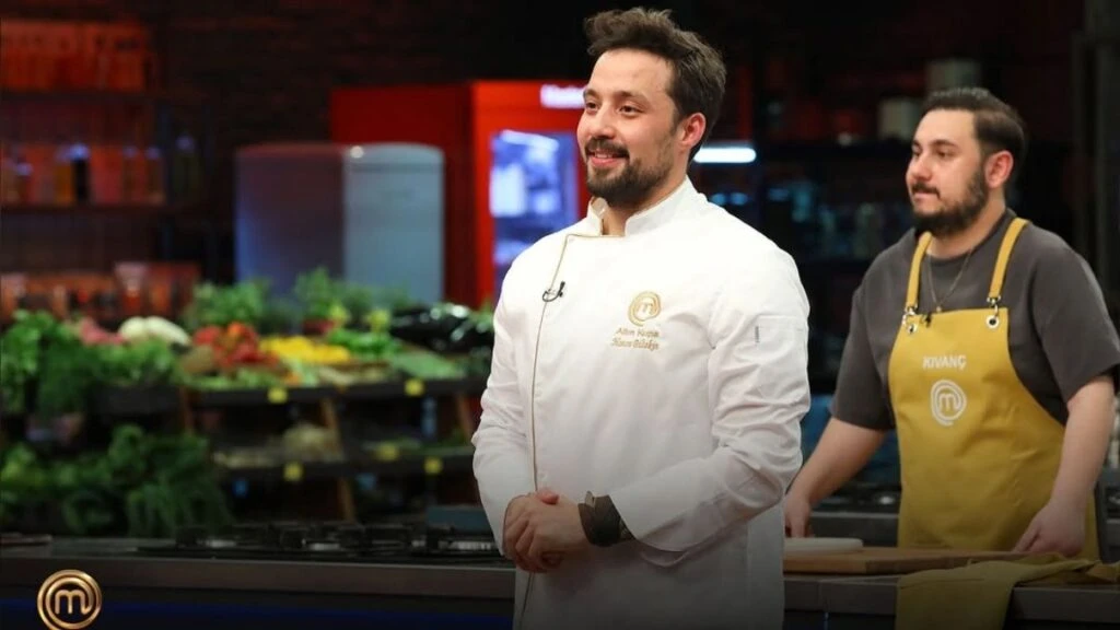 30 Aralik 2025 MasterChef Turkiye All Star Altin Kupa 1. Ceketi giyen Hasan Biltekin oldu Tabagiyla seflerin begenisini kazandi