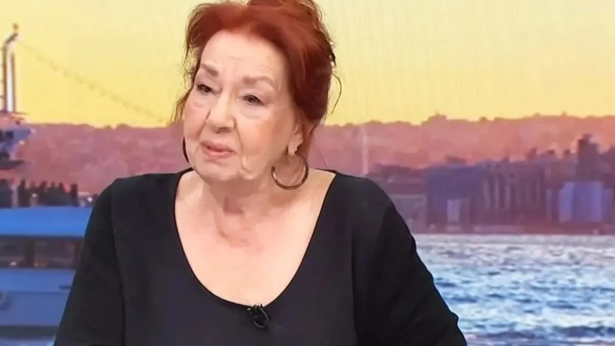 Yaprak Dökümü’nün Hayriye’si Güven Hokna’dan estetikli paylaşım! Önce yayınladı sonra sildi