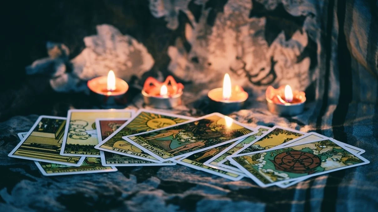 Günlük tarot kart açılımı 31 Aralık 2025! Öğrendikleriniz sizi siz yaparken geçmişi geride bırakın