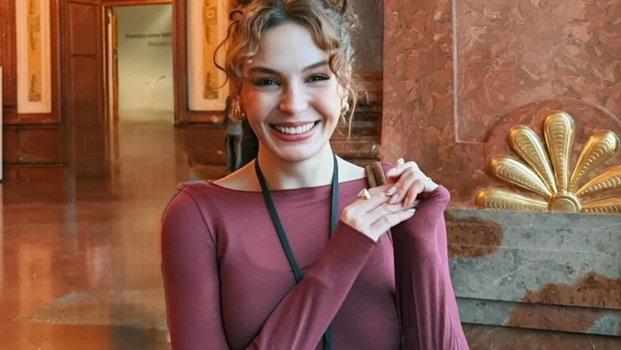 Bir süredir ekranlardan uzak olan Ebru Şahin'en erken emeklilik açıklaması!