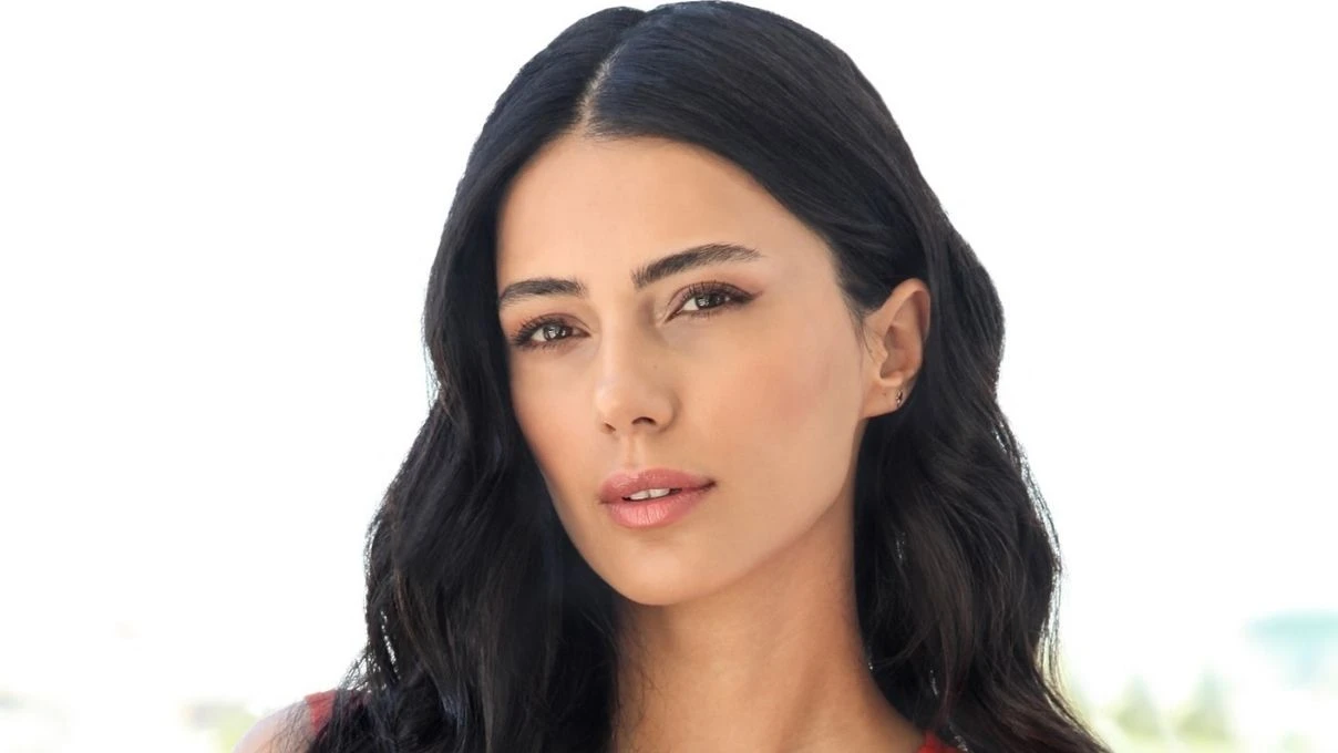 Mehmed Fetihler Sultanı dizisi Çiçek Hatun’u kim oynuyor? Tarihte Çiçek Hatun kimdir?