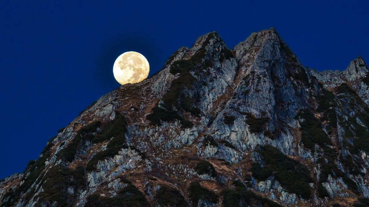 3 Ocak 2026 Yengeç burcu dolunayına dikkat! Yılın ilk çanları çalıyor