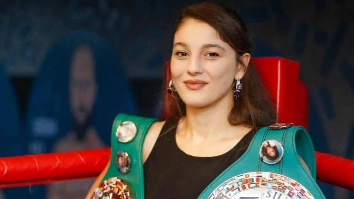 MILLI BOKSOR SEREN AY CEYIN KIMDIR