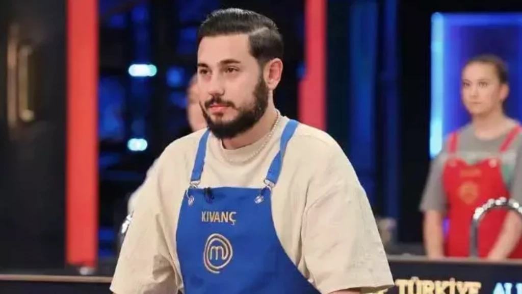 MasterChef son altin onlugu kazanan yarismaci Kivanc Karadeniz kimdir aslen nereli MasterChef 8. onlugu kazanan yarismaci Kivanc ne is yapiyor