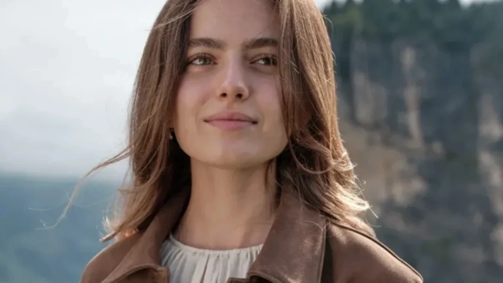 Tasacak Bu Denizin Elenisi Ava Yaman O Ses Turkiye Yilbasi sahnesinde Ava Yaman ne zaman sahneye cikacak hangi sarkiyi soyleyecek