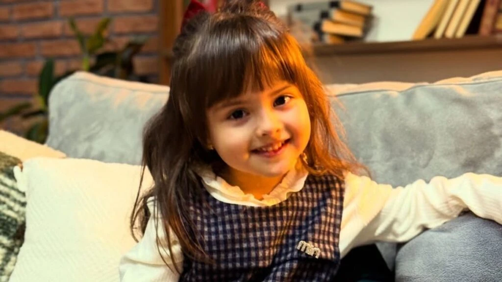 Taşacak Bu Deniz dizisinin minik hayranı Sehra ‘Karabulut’ türküsünü seslendirdi! Performansıyla sosyal medyayı salladı