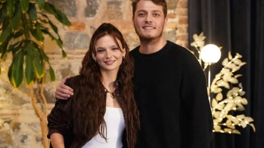 ayni yagmur altinda dizisinin ilk tanitimi yayinlandi