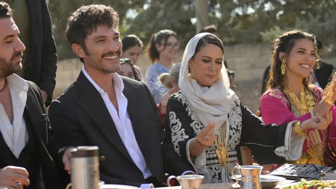 Halef 15. bölüm Serhat yoğun bakımda! Halef Köklerin Çağrısı Serhat ölecek mi? 9 1760729144853 image