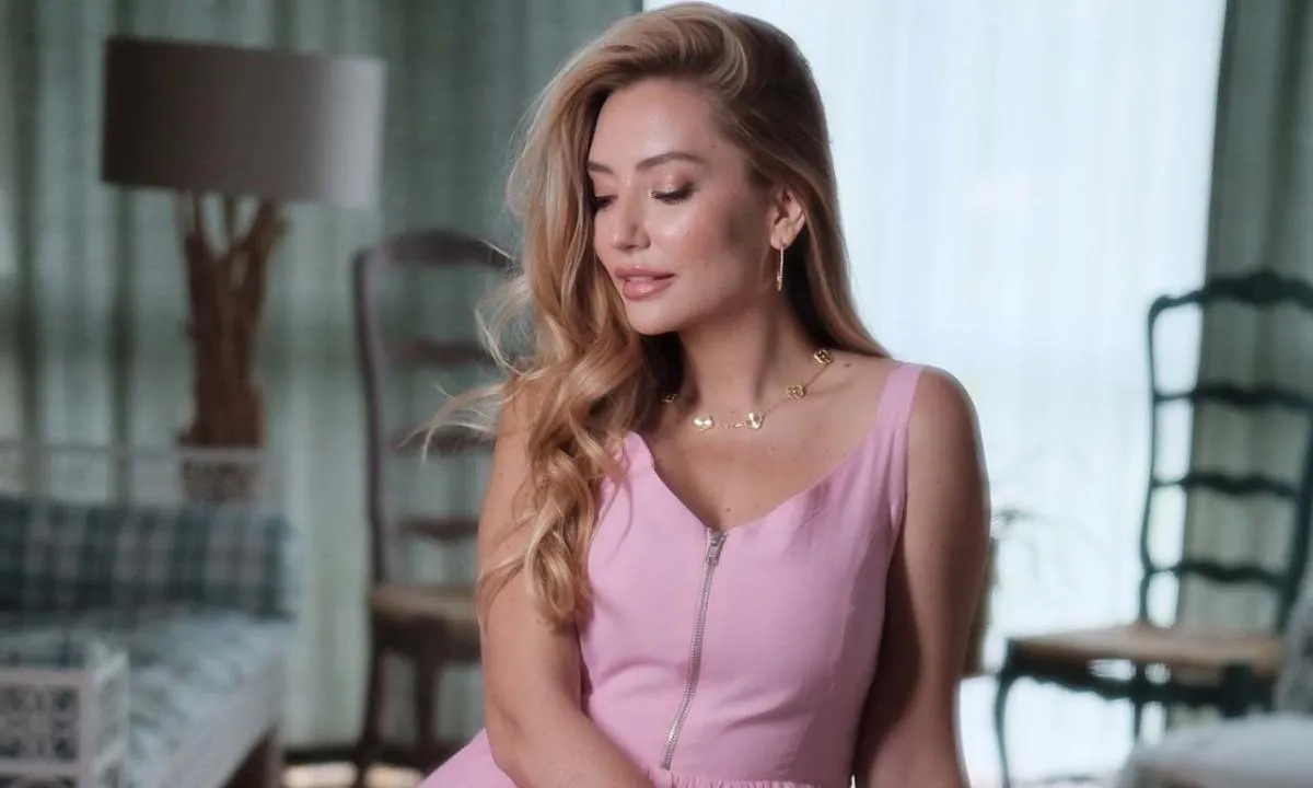 Nilüfer Batur Tokgöz kimdir, kaç yaşında? Nilüfer Batur Tokgöz aslen  nereli? » Mavi Kadın