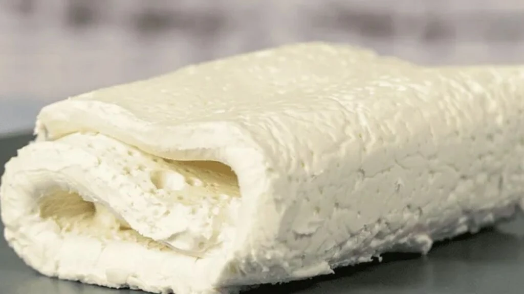 2 parmak kalinliginda kaymak cikiyor En sert yogurt tarifi