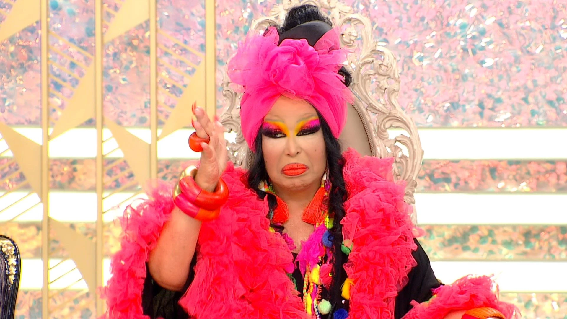 Bülent Ersoy'un serveti kime kalacak? Bülent Ersoy'un çocuğu var mı? 10