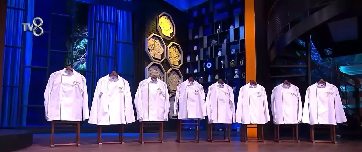 695fe3eea93cac106635ffbc