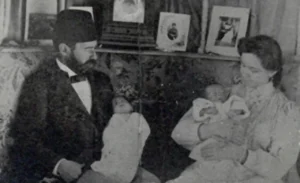 Latife el-Durubi Osmanlı torunu mu, Türk mü? Suriye lideri Ahmed el-Şara’nın eşi hangi köklerden geliyor? 5 7744 alaaddin el durubi kimdir meslegi ne suriyede hangi siyasi gorevlerde bulundu