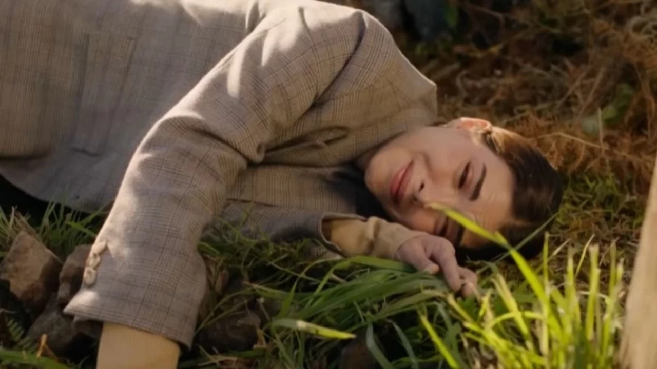 Taşacak Bu Deniz 13. bölüm Esme suçu kabul edecek mi? Esme hapse mi girecek? 6 8866 tasacak bu deniz 5 bolumde esme heleninin kizi oldugunu ogrenecek mi serif 21 yillik sirri aciklayacak mi