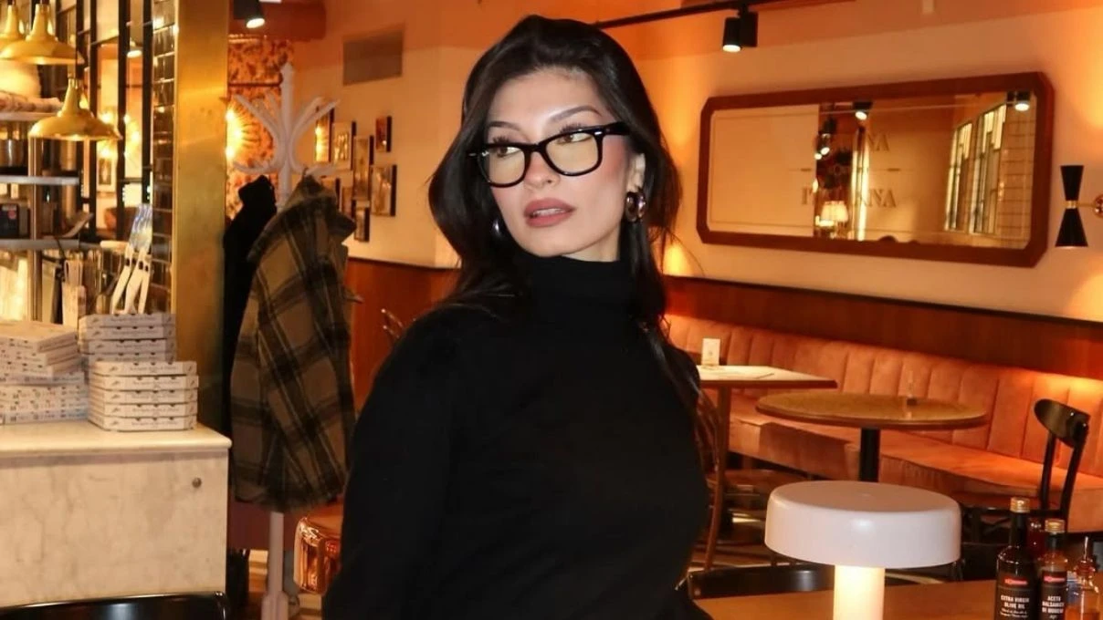 Zeynep Demirhan kimdir kaç yaşında? Zeynep Demirhan kimin sevgilisi? 8 Zeynep Demirhan kimdir kaç yaşında? Zeynep Demirhan kimin sevgilisi?