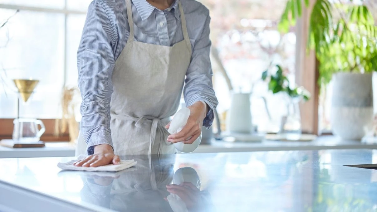 Mutfak tezgahına çamaşır suyu dökmeden bir kez daha düşünün!