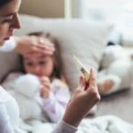 Okula giden çocuklar neden çok sık hastalanır? 2026 yılının kâbusu virüsler