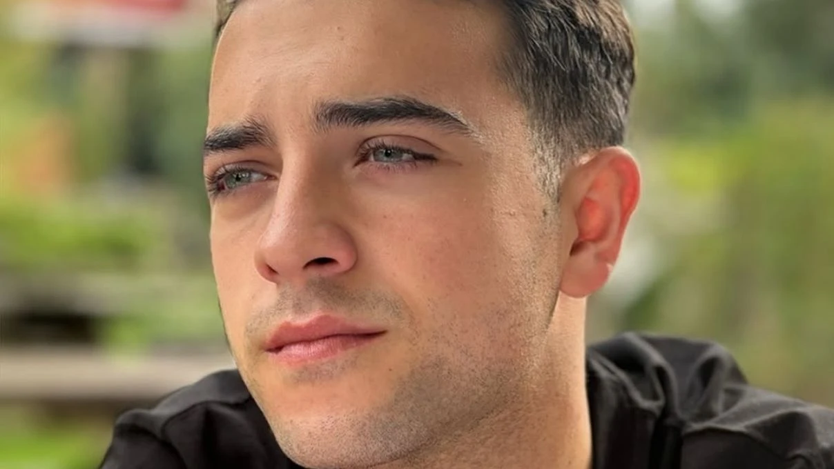 Berat Efe Parlar kimdir kaç yaşında? Berat Efe Parlar hangi dizilerde oynadı?