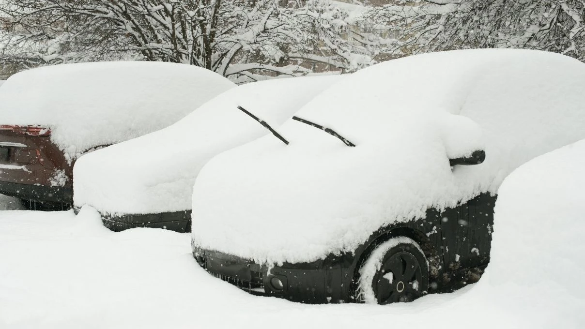 Arabanızın karda kalmasını istemiyorsanız! Muhteşem ipuçları