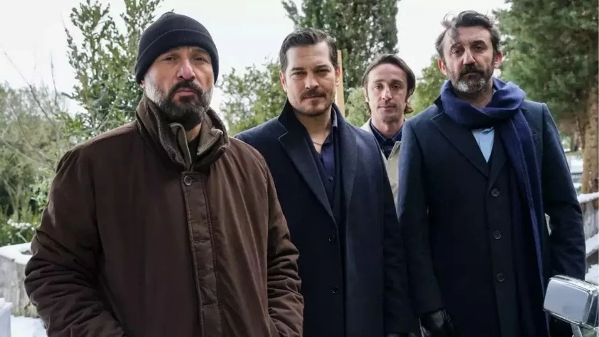 Necip Memili Eşref Rüya dizisinden ayrıldı mı? Eşref Rüya dizisinden hangi oyuncular ayrıldı?