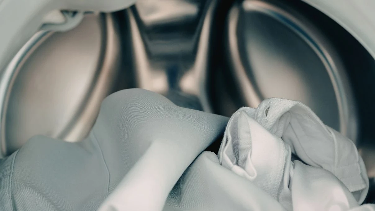 Siyahların rengini soldurmadan yıkayın! Renklerin korunması için özel karışım