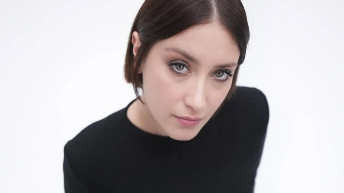 Meryem Uzerli’yi gören Hazal Kaya şaşkınlığını gizleyemedi! Hazal Kaya’nın tepkisi sosyal medyada çok konuşuldu