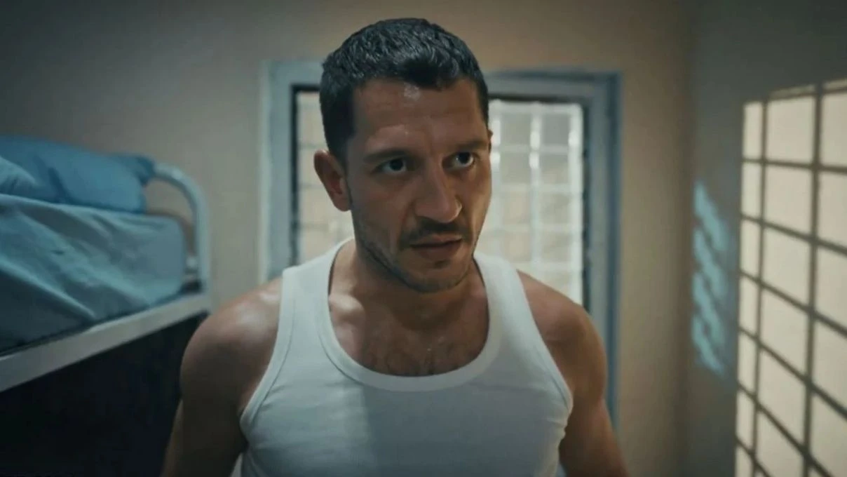 Yeraltı dizisinin fragmanı yayınlandı! Uraz Kaygılaroğlu’nun performansı beğeni topladı