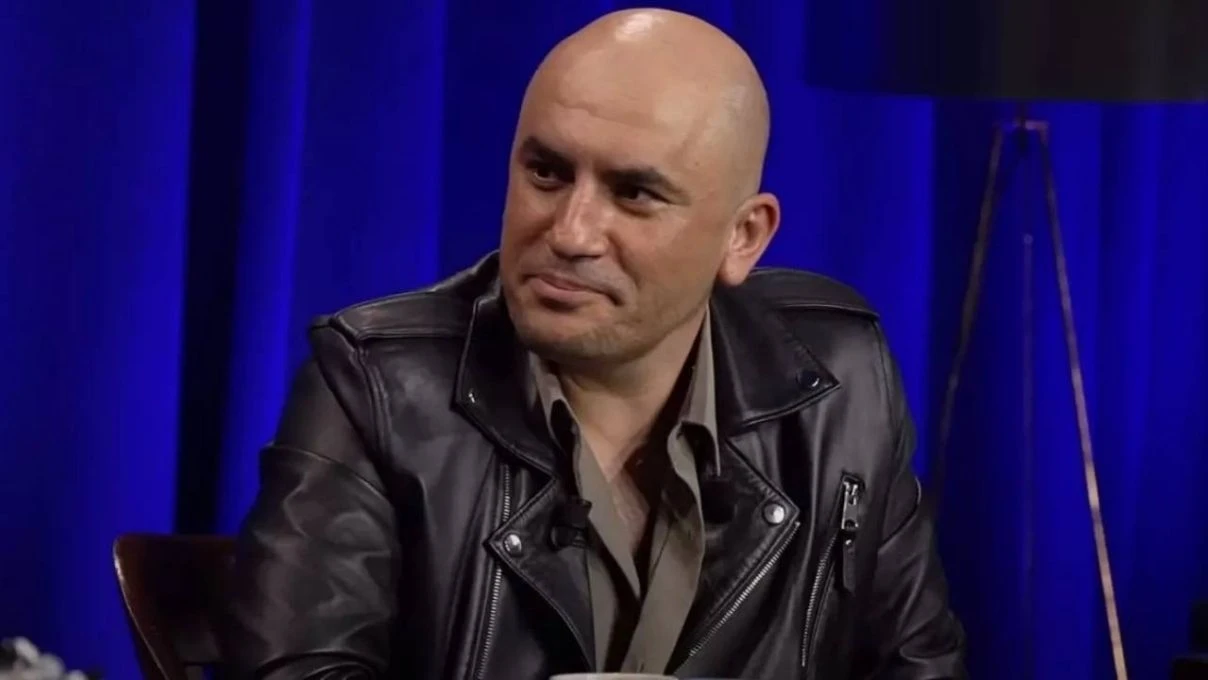 Giray Altınok’tan hayranlarını sevindiren yeni proje! Vampir dizisiyle ekranlara gelecek