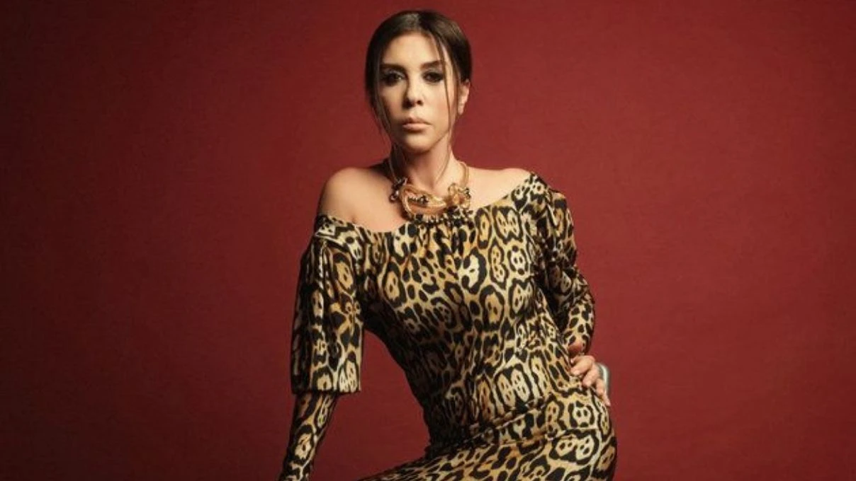 Nebahat Çehre’ den yıllar sonra gelen Aşk-ı Memnu itirafı! Bakın Beren Saat’le nasıl hazırlanıyorlarmış 10 Nebahat Çehre’ den yıllar sonra gelen Aşk-ı Memnu itirafı! Bakın Beren Saat’le nasıl hazırlanıyorlarmış