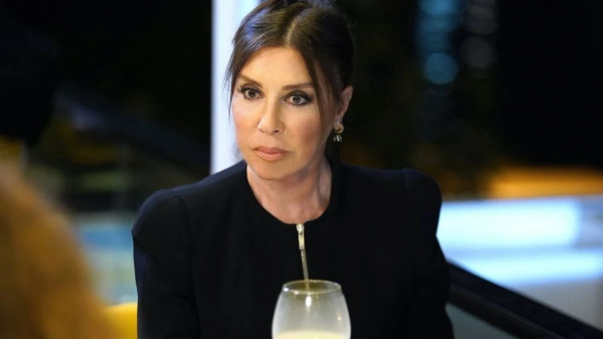 Nebahat Çehre’ den yıllar sonra gelen Aşk-ı Memnu itirafı! Bakın Beren Saat’le nasıl hazırlanıyorlarmış 12 Nebahat Çehre’ den yıllar sonra gelen Aşk-ı Memnu itirafı! Bakın Beren Saat’le nasıl hazırlanıyorlarmış