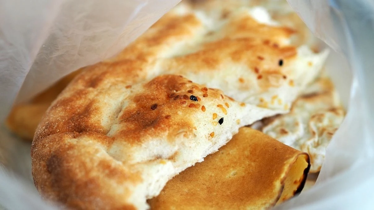 Bayat ekmekle yapılan en iyi lezzet! Çıtır çıtır