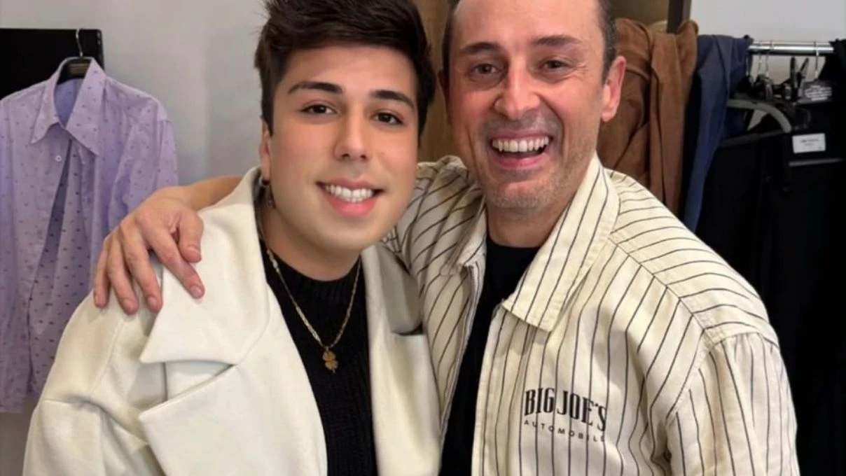 Kavak Yelleri diziyle ekranlara gelmişlerdi! Fenomen dizinin oyuncuları şimdiki halleriyle dikkat çekiyor 5 Kavak Yelleri diziyle ekranlara gelmişlerdi! Fenomen dizinin oyuncuları şimdiki halleriyle dikkat çekiyor