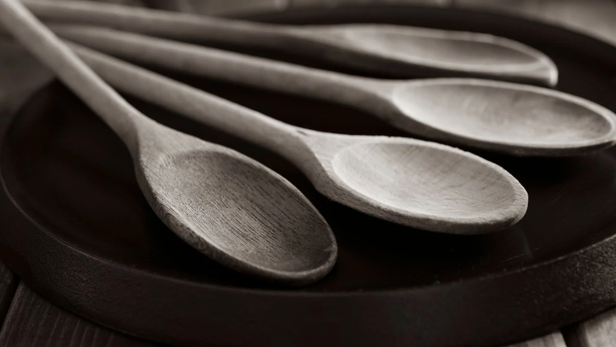 Bulaşık makinesine tahta kaşık ve plastikleri de atın! Neden mi? 8 Bulaşık makinesine tahta kaşık ve plastikleri de atın! Neden mi?