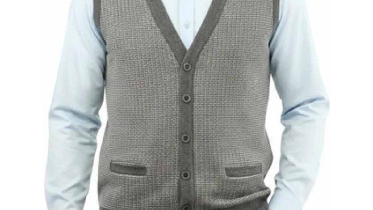 Üşütmeyen sırtınızı sıcacık tutacak örgü erkek yelek modelleri 2026!